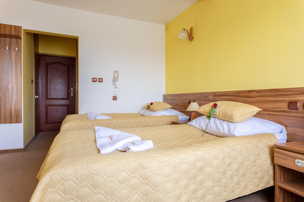 Hotel Goralski Raj Nowy Targ Eksteriør billede