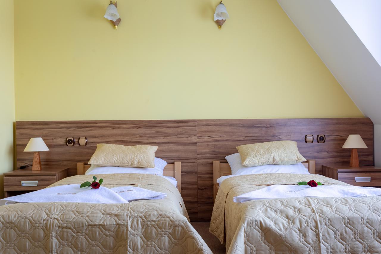 Hotel Goralski Raj Nowy Targ Eksteriør billede
